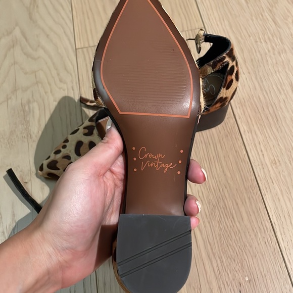 DSW heels - Picture 2 of 3